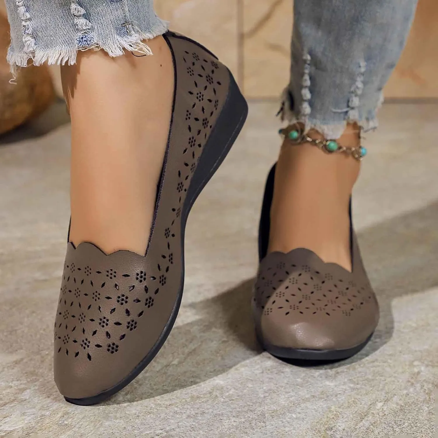 Black Flats for Women Comfortable Slip on Dressy Shoes Summer Party Wedding Workout Shoe Casual Sandals