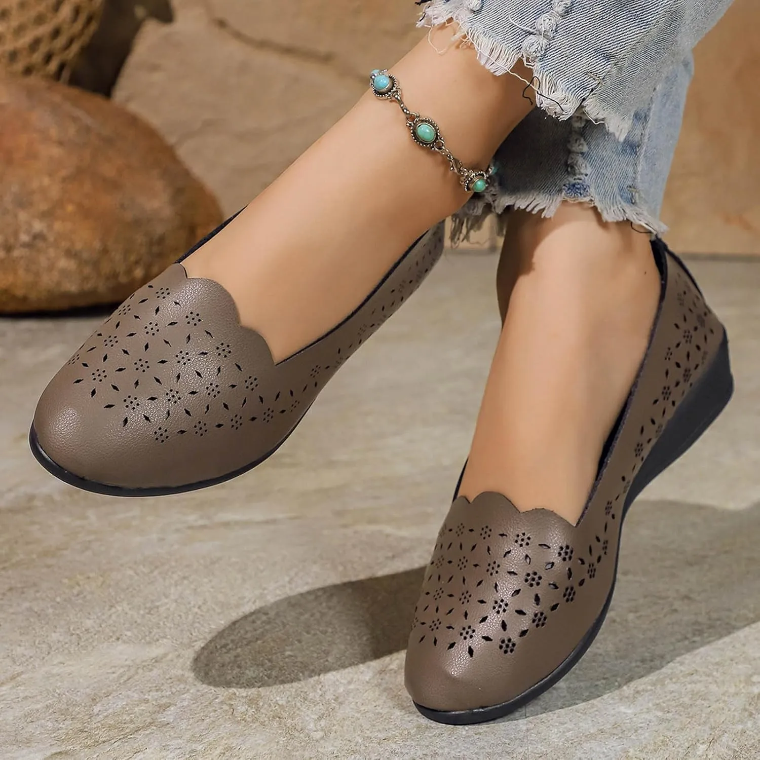 Black Flats for Women Comfortable Slip on Dressy Shoes Summer Party Wedding Workout Shoe Casual Sandals