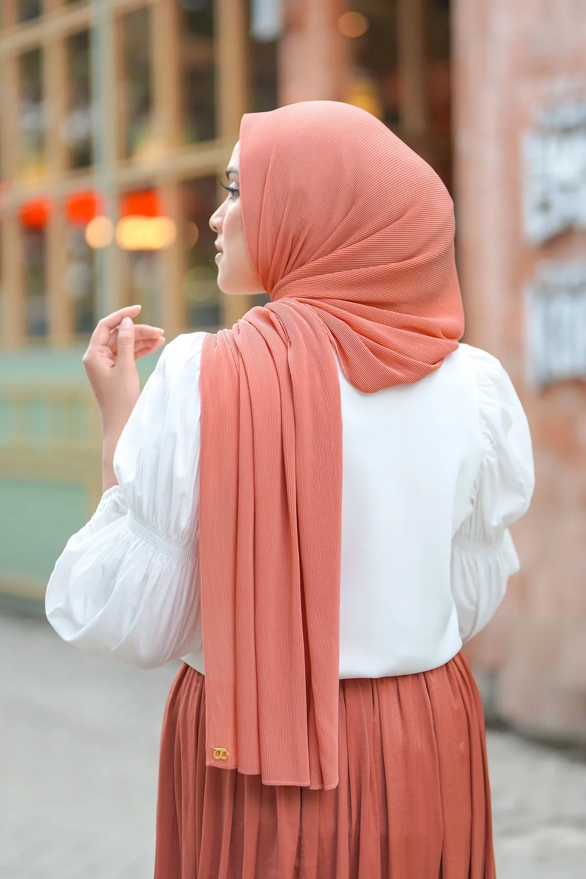 Everyday Pleated Shawl - Salmon