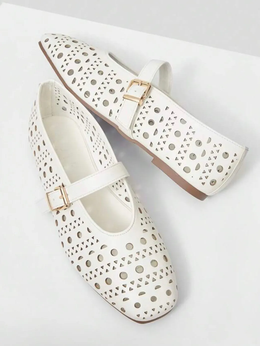 White cutout pattern flats shoes