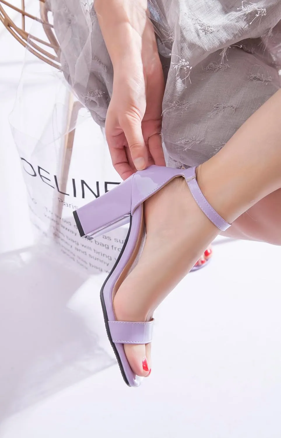 Women's JS45 Light Weight Peep Toe Block Patent-Leather Mid Block Heeled Sandals